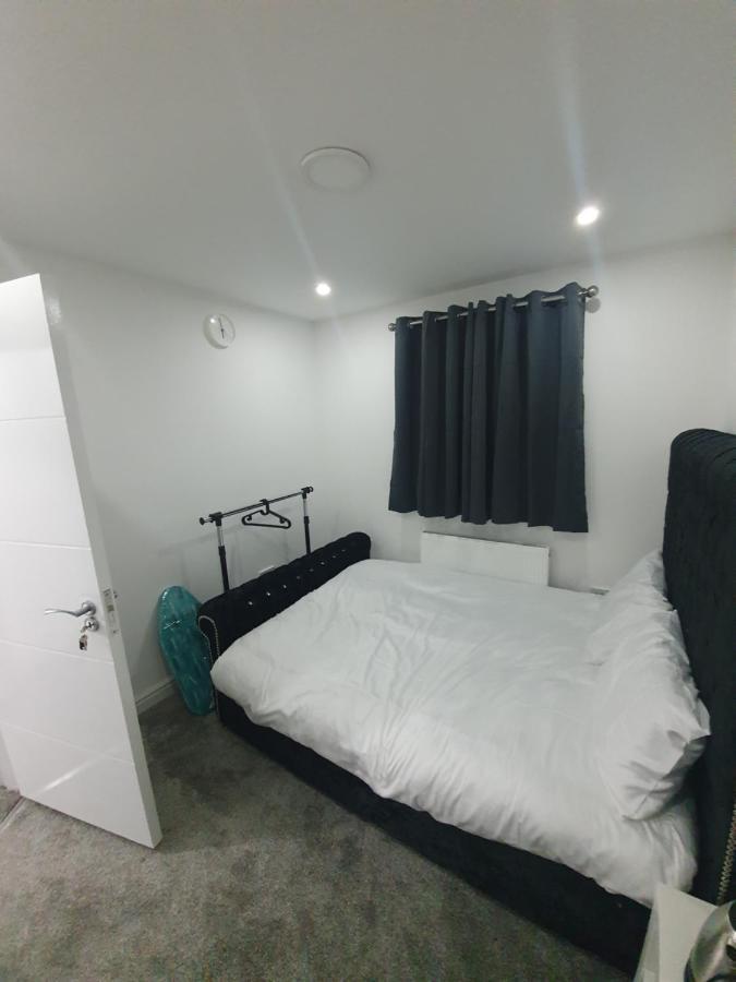 Beautiful Rooms Shaw St And Pine St Bury  Eksteriør bilde