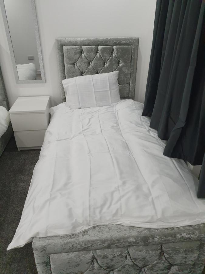 Beautiful Rooms Shaw St And Pine St Bury  Eksteriør bilde