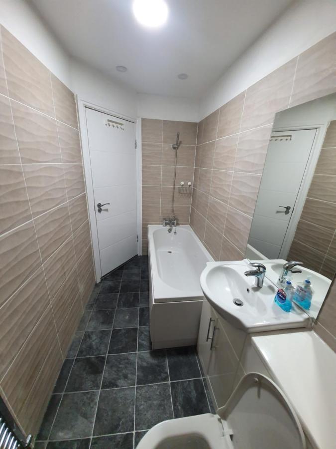 Beautiful Rooms Shaw St And Pine St Bury  Eksteriør bilde
