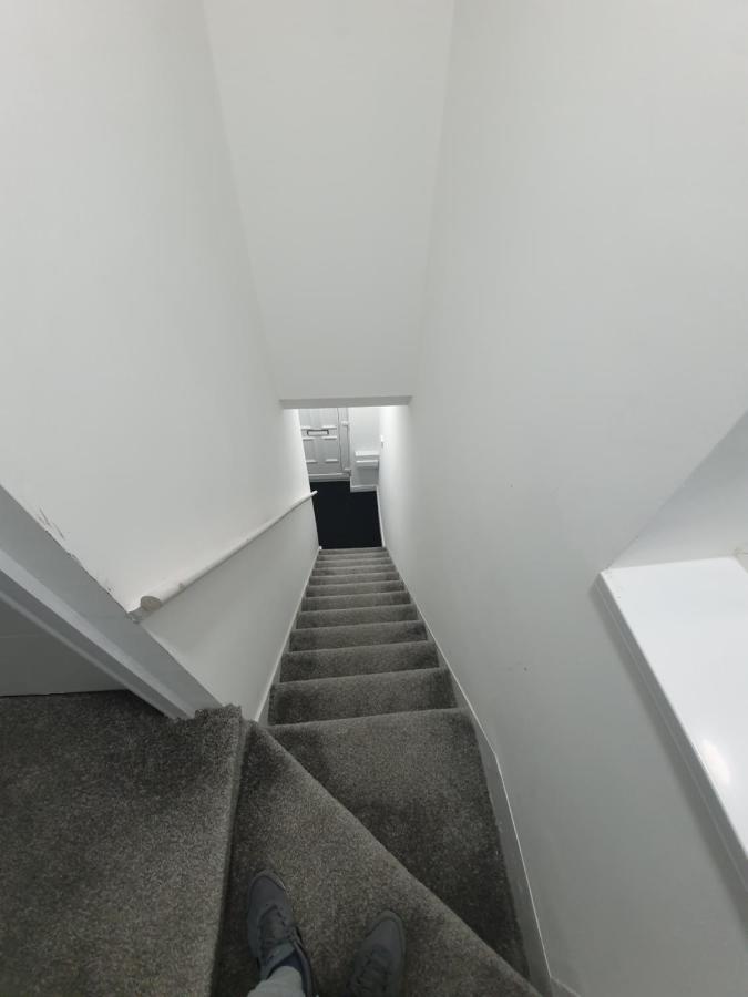 Beautiful Rooms Shaw St And Pine St Bury  Eksteriør bilde