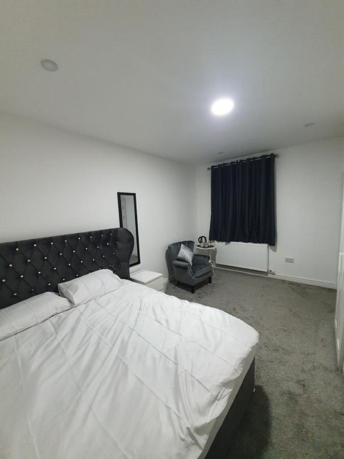 Beautiful Rooms Shaw St And Pine St Bury  Eksteriør bilde