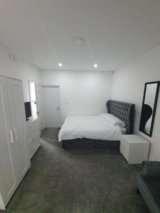 Beautiful Rooms Shaw St And Pine St Bury  Eksteriør bilde