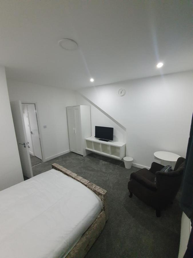 Beautiful Rooms Shaw St And Pine St Bury  Eksteriør bilde