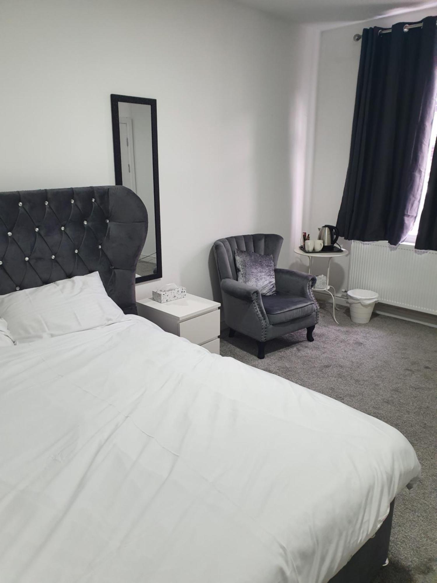 Beautiful Rooms Shaw St And Pine St Bury  Rom bilde